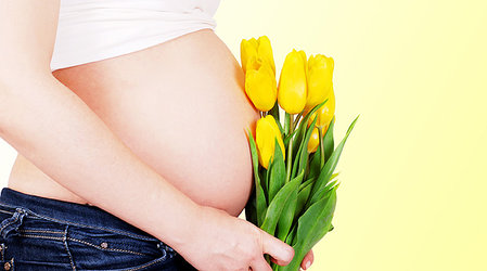 Какие выделения при беременности бывают?
